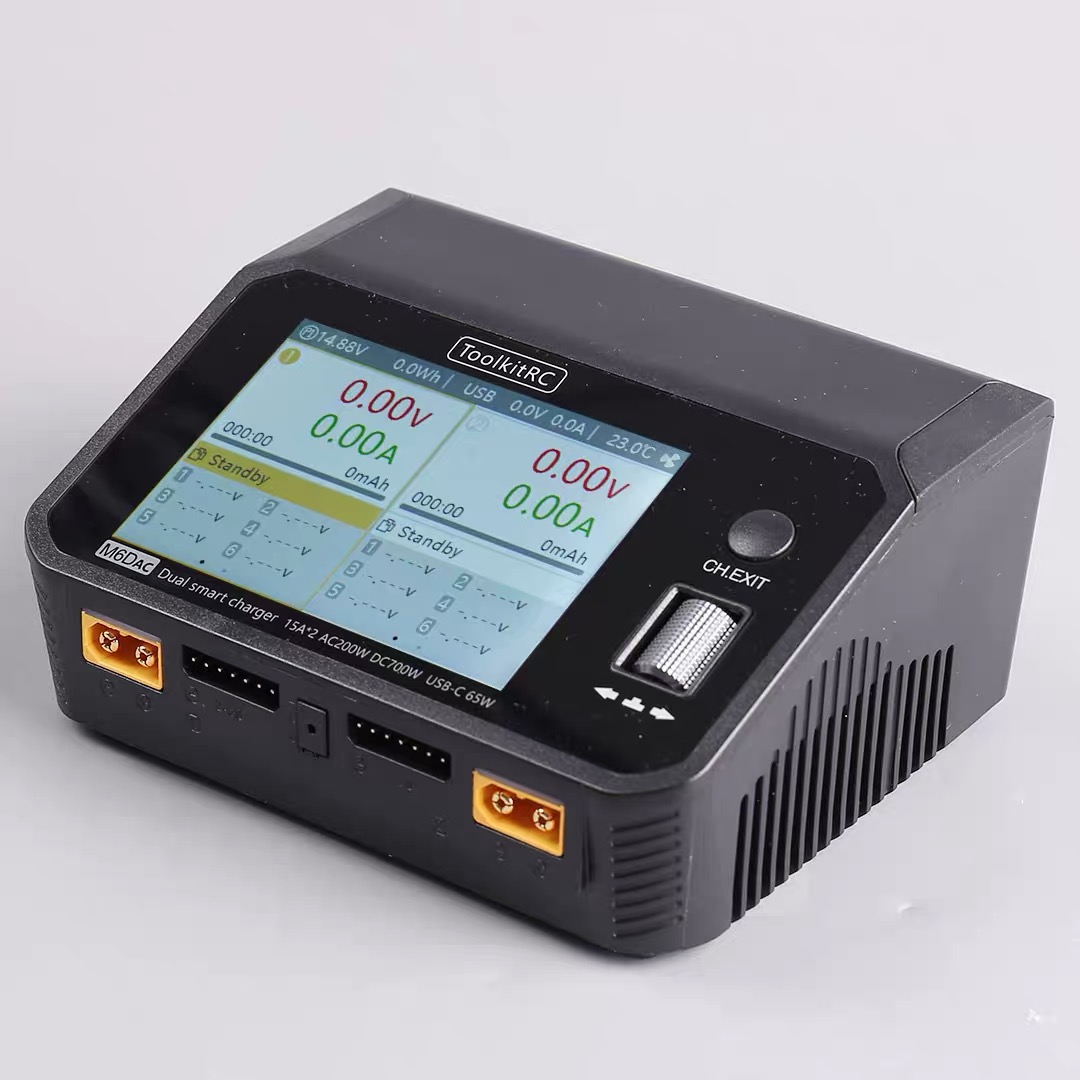 ToolkitRC M6DAC 350W X 2 USB-C - огляд і ціна Toolkitrc M6Dac Smart Charger